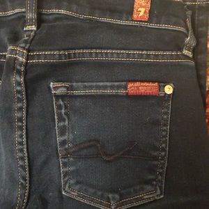 Dark wash 7 skinny jeans! No signs of wear!